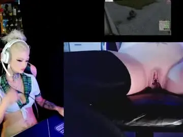 Chaturbate Live Sex Cam of badd0ll