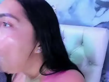 Chaturbate Watch Live Sex Cams of evelinn_belen