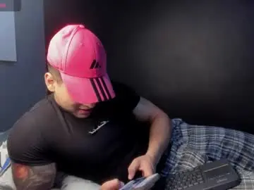 Chaturbate Watch Live Sex Cams of nicolasmuscle