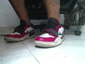 Chaturbate Sex Cam of srfindomfeet_