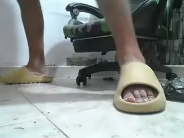 Chaturbate Sex Cam of srfindomfeet_