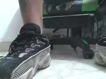 Chaturbate Live Sex of srfindomfeet_