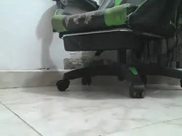 Chaturbate Adult Video Chat of srfindomfeet_