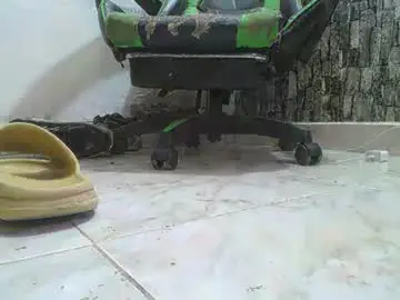 Chaturbate Free Live Porn of srfindomfeet_