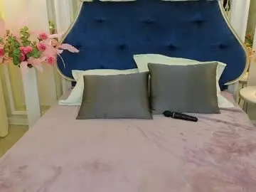 Chaturbate Nude Webcam of ariana_petite