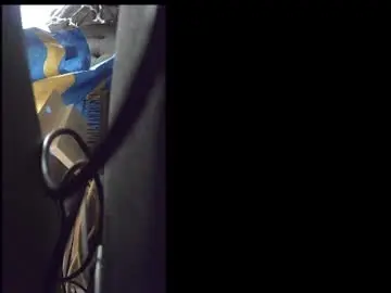 Chaturbate Live Sex Cam of feastonme00