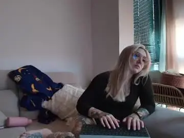Chaturbate Live Porn of tattoobbgirl