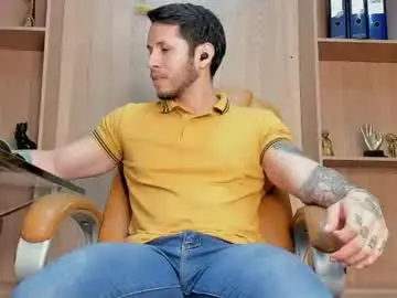 Chaturbate Live Sex Cam of george_diesell_