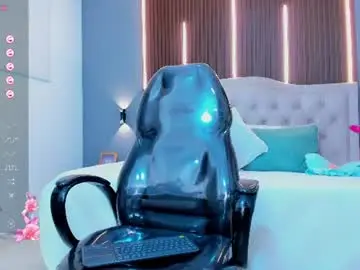 Chaturbate Watch Live Sex Cams of mikaela_petite18