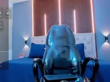 Chaturbate Free Live Porn of mikaela_petite18