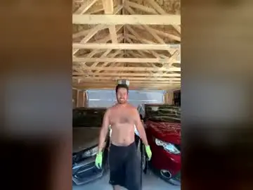 Chaturbate Free Porn Cam of peteypete204