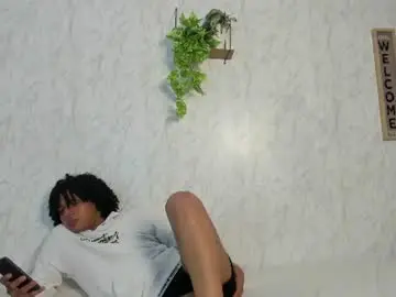 Chaturbate Live Sex Cam of boys_hardroom
