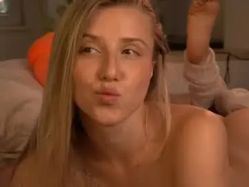 Chaturbate Private Sex Chat of cuteeeeealina