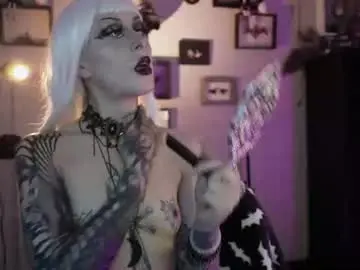 Chaturbate Live Sex Cam of insania_999