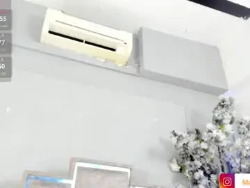 Chaturbate Free Porn Cam of maaracooper