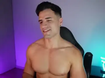 Chaturbate Best live sex cam show of krops_