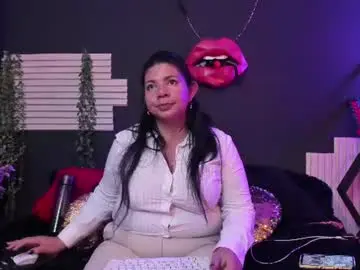 Chaturbate Best live sex cam show of kinkyy_mom