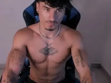 Chaturbate Sex Chat of thomas_fit1