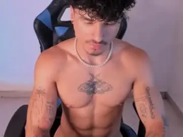 Chaturbate Best live sex cam show of thomas_fit1