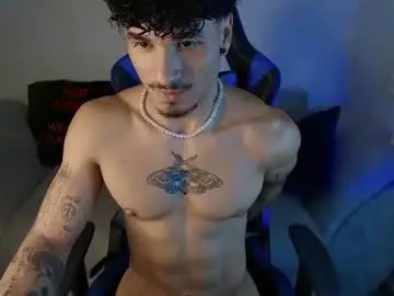 Chaturbate Live Sex Cam of thomas_fit1