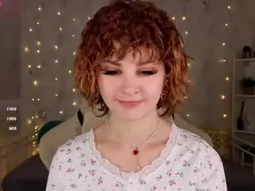 Chaturbate Live Porn of kira_fluffy