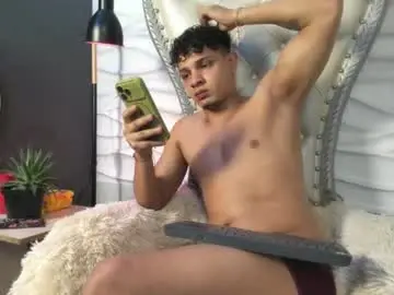 Chaturbate Live Sex Cam of scott_stark