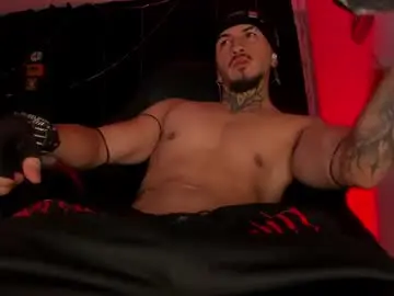 Chaturbate Free Porn Cam of thebeastmaster_