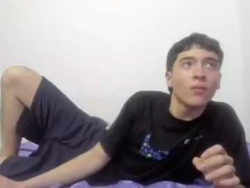 Chaturbate Live Sex Cam of picaszomilos350