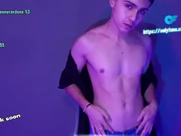 Chaturbate Nude Webcam of aron__cooper