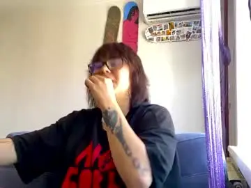 Chaturbate Live Sex Cam of romeliaholterman