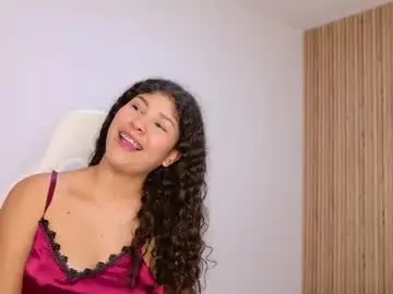 Chaturbate Adult Video Chat of rossiesweet