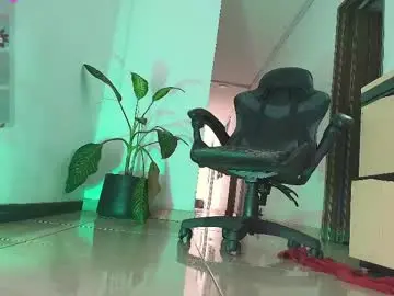 Chaturbate Free Porn Cam of eylend_lisboa_