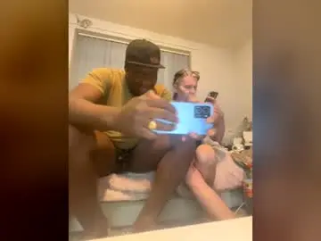 Chaturbate Live Porn of pinkladeez1978