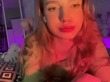 Chaturbate Live Sex Cam of itsevedarkside_