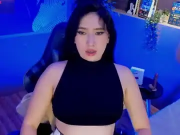 Chaturbate Live Sex Cam of skyylee_