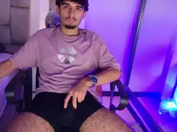 Chaturbate Live Sex Cam of lucasthomson_