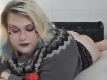 Chaturbate Live Porn of curvygothfemboy