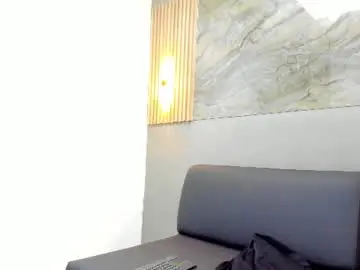 Chaturbate Live Sex Cam of harry_smiht