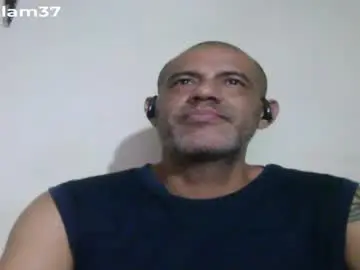 Chaturbate Adult Webcams of retlam37