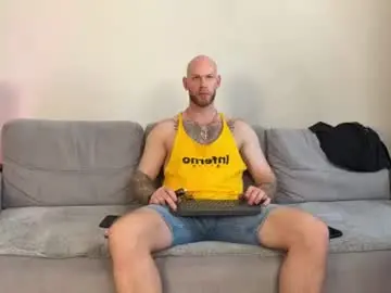 Chaturbate Nude Webcam of michaelbradley_for_u