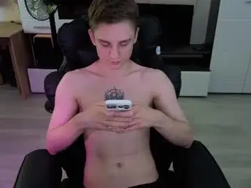 Chaturbate Free Live Porn of angryzan