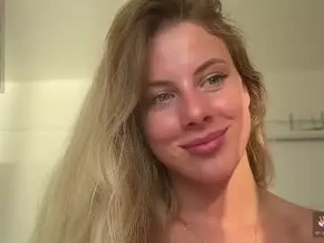 Chaturbate Best live sex cam show of evymiuu