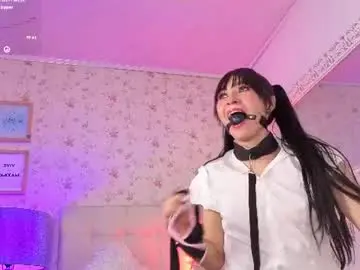 Chaturbate Best live sex cam show of lia_kitty0