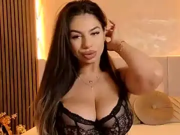 Chaturbate Live Sex Cam of ariaa_noir