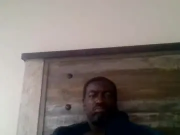 Chaturbate Free Live Porn of bluuthunder1914