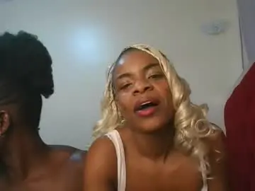 Chaturbate Best live sex cam show of petite_luxe