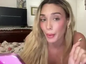 Chaturbate Sex Chat of briiiibaby01