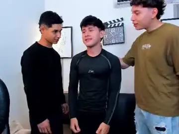 Chaturbate Sex Cam of burning_wallen