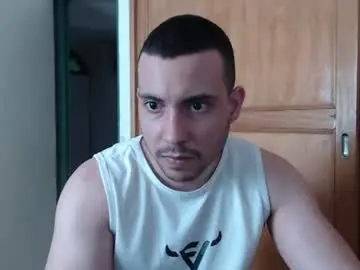 Chaturbate Live Sex Cam of armando_2002