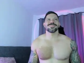 Chaturbate Live Porn of pierrevidal
